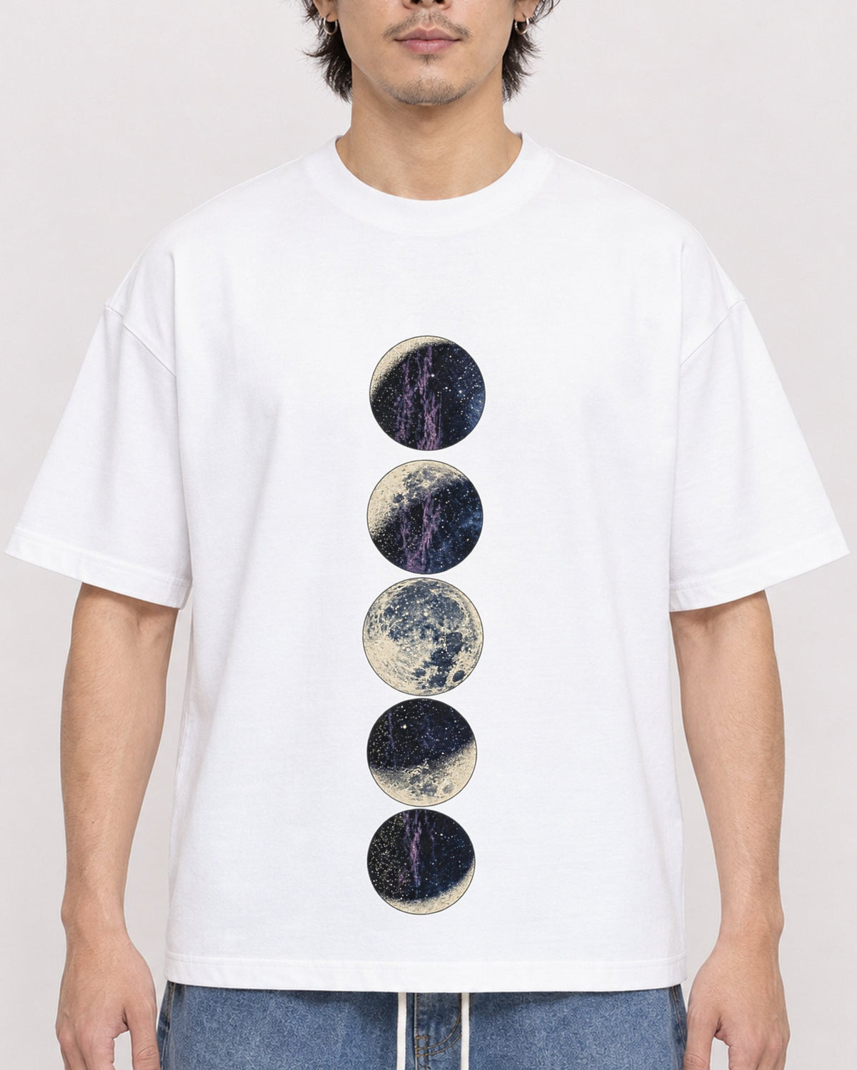Mockup Boxy Heavyweight Tee White male close-up 03