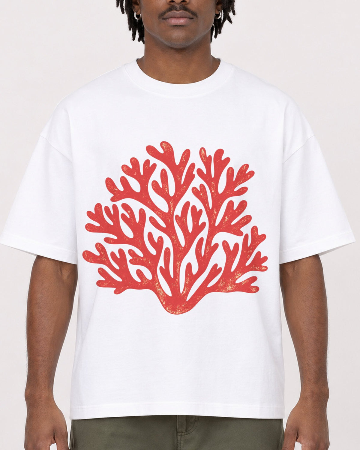 Mockup Boxy Heavyweight Tee White male close-up 04