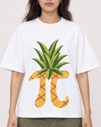 Mockup Boxy Heavyweight Tee White female close-up 02