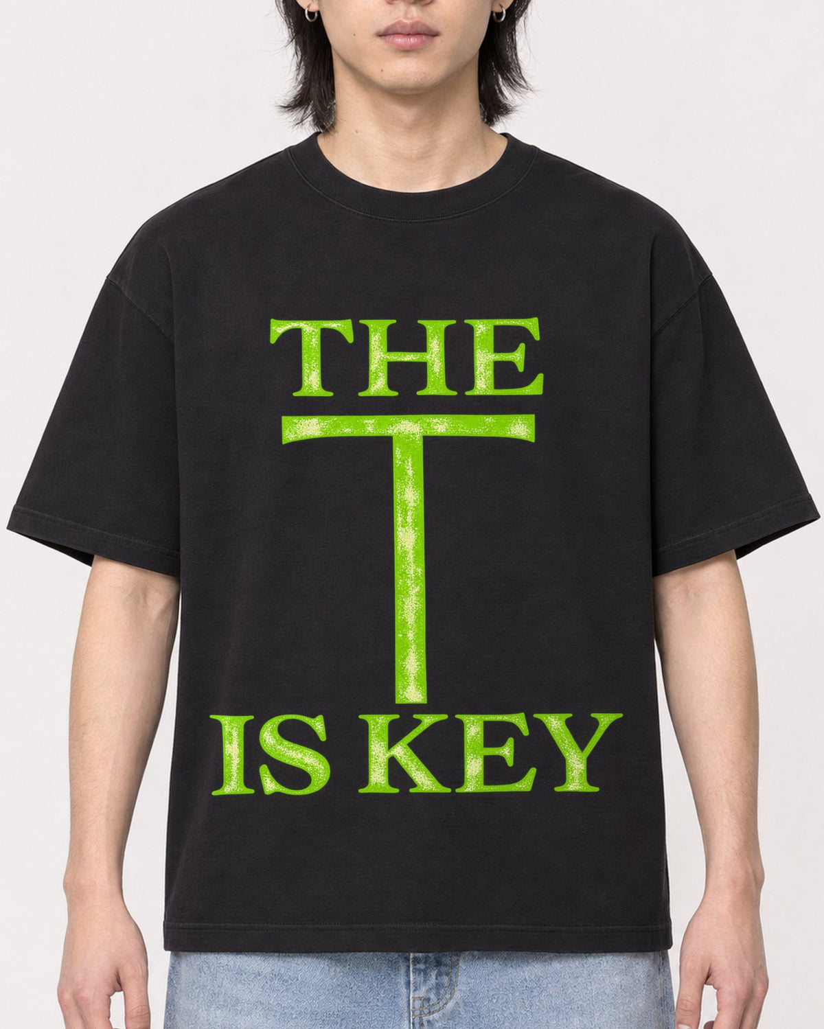 Mockup Boxy Heavyweight Tee Black male close-up 41