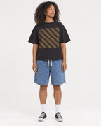 Mockup Boxy Heavyweight Tee Black female full-body 05