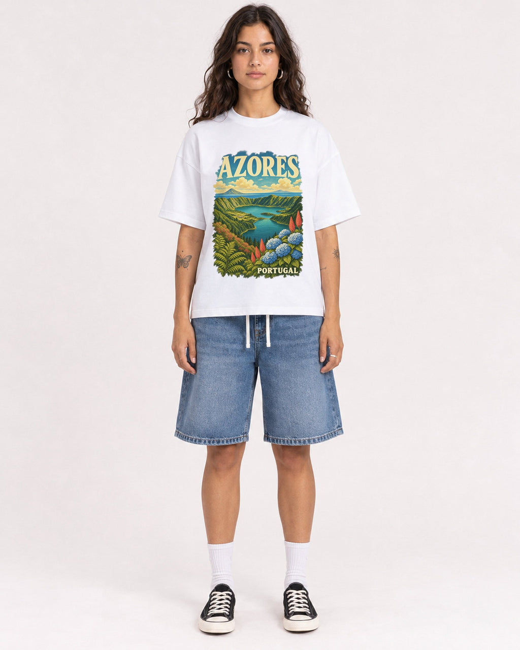 Mockup Boxy Heavyweight Tee White female full-body 06