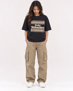 Mockup Boxy Heavyweight Tee Black female full-body 02