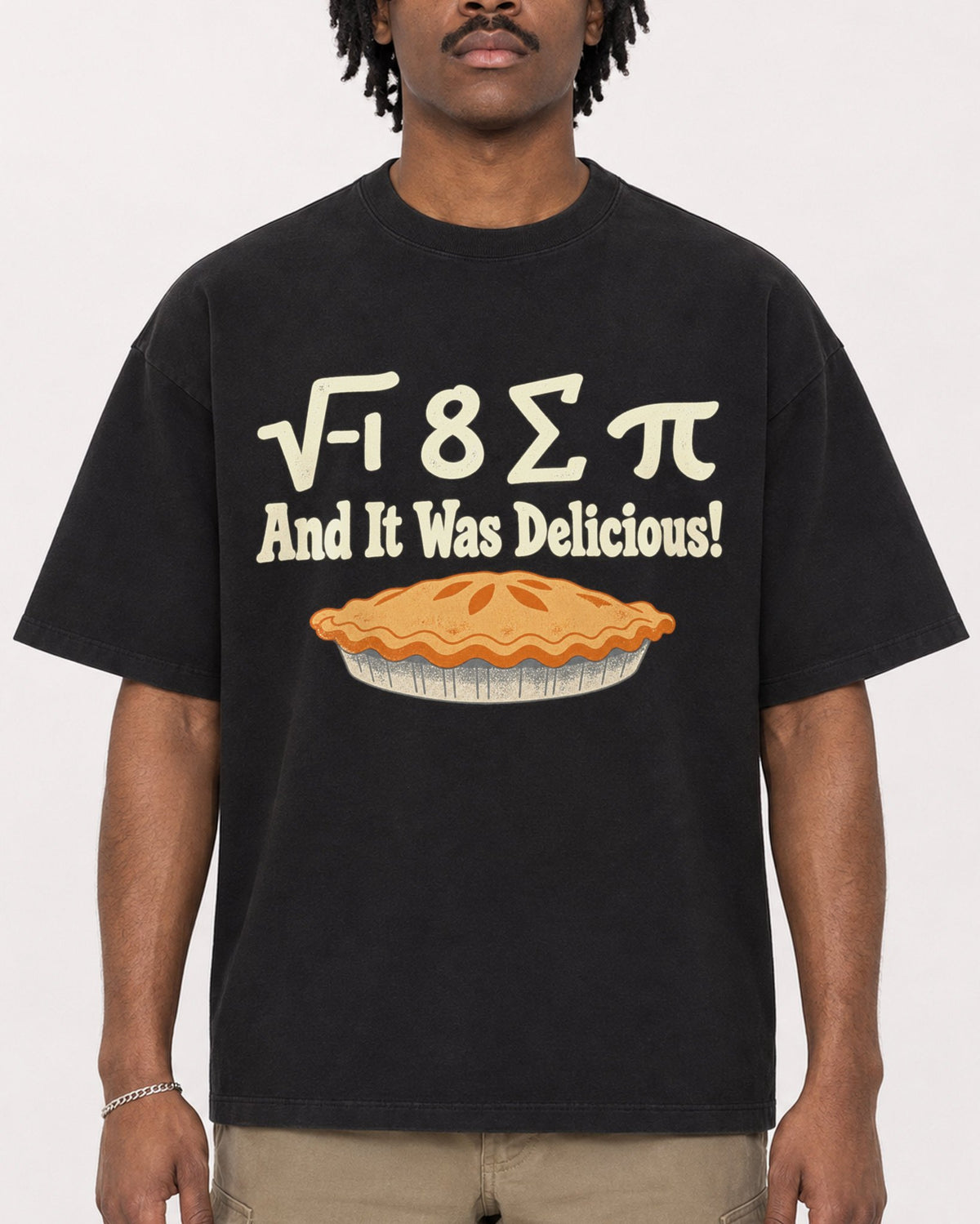 Mockup Boxy Heavyweight Tee Black male close-up 04