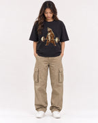 Mockup Boxy Heavyweight Tee Black female full-body 02