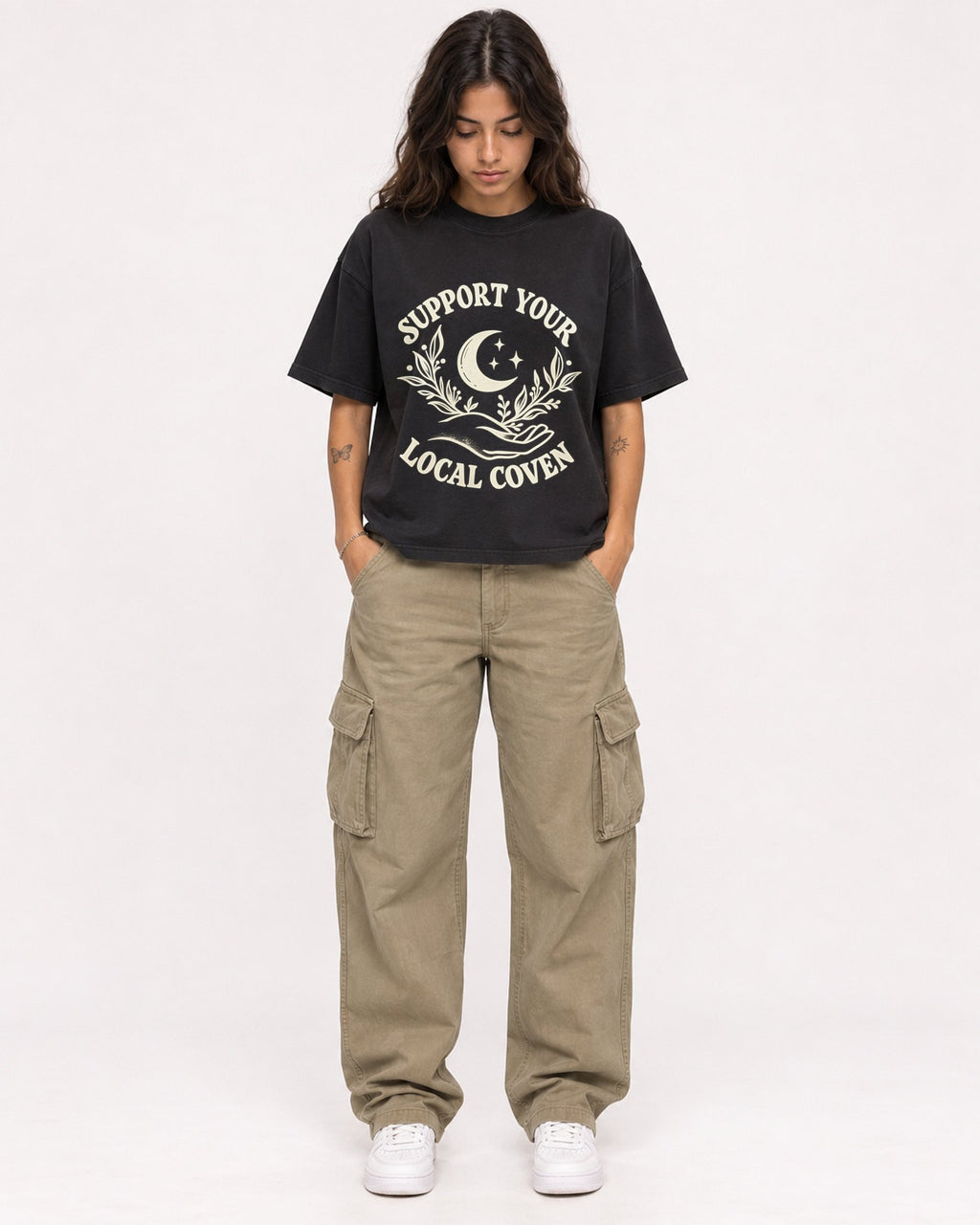 Mockup Boxy Heavyweight Tee Black female full-body 06