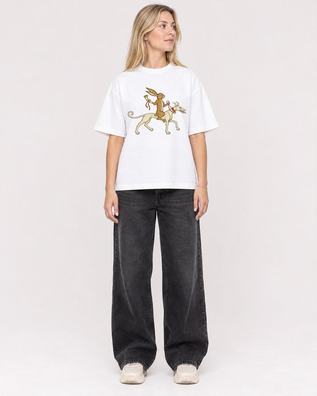 Mockup Boxy Heavyweight Tee White female full-body 08