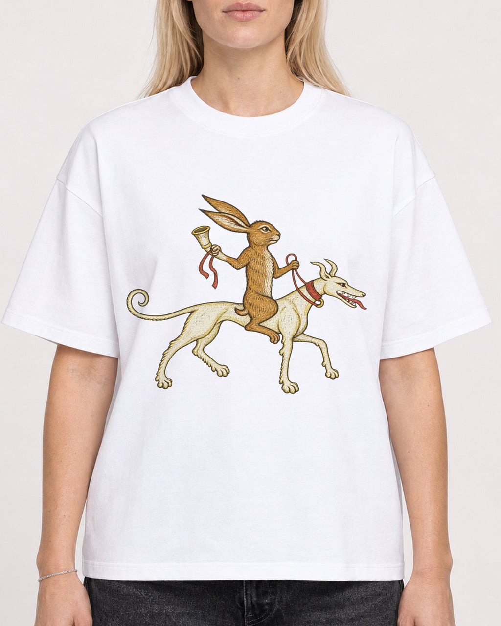 Mockup Boxy Heavyweight Tee White female close-up 08