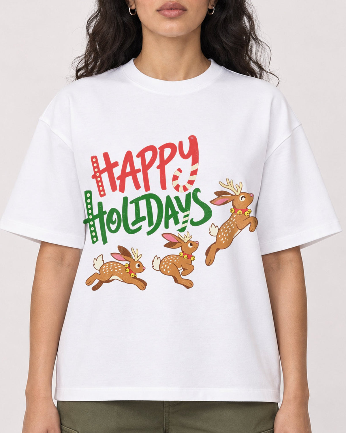 Mockup Boxy Heavyweight Tee White female close-up 07