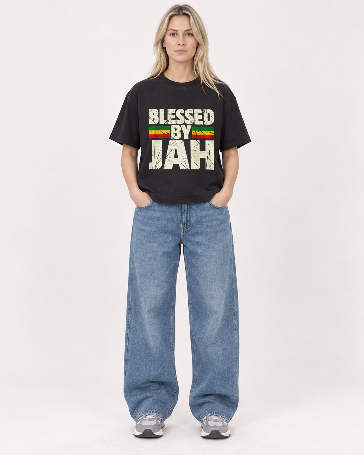 Mockup Boxy Heavyweight Tee Black female full-body 08