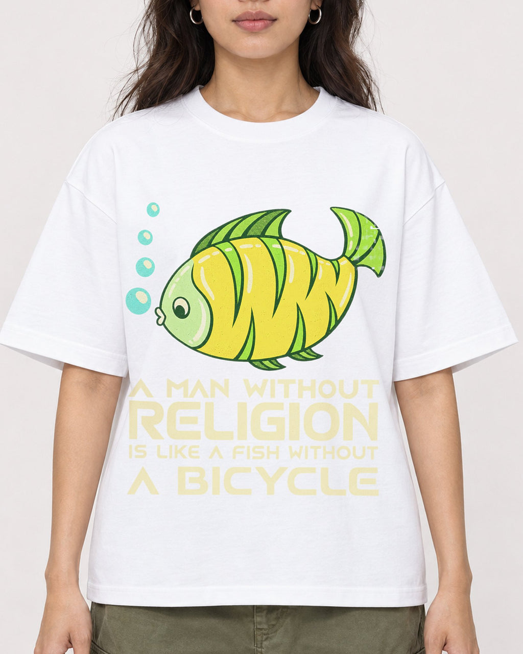 Mockup Boxy Heavyweight Tee White female close-up 02