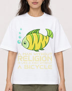 Mockup Boxy Heavyweight Tee White female close-up 02
