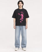 Mockup Boxy Heavyweight Tee Black male full-body 41