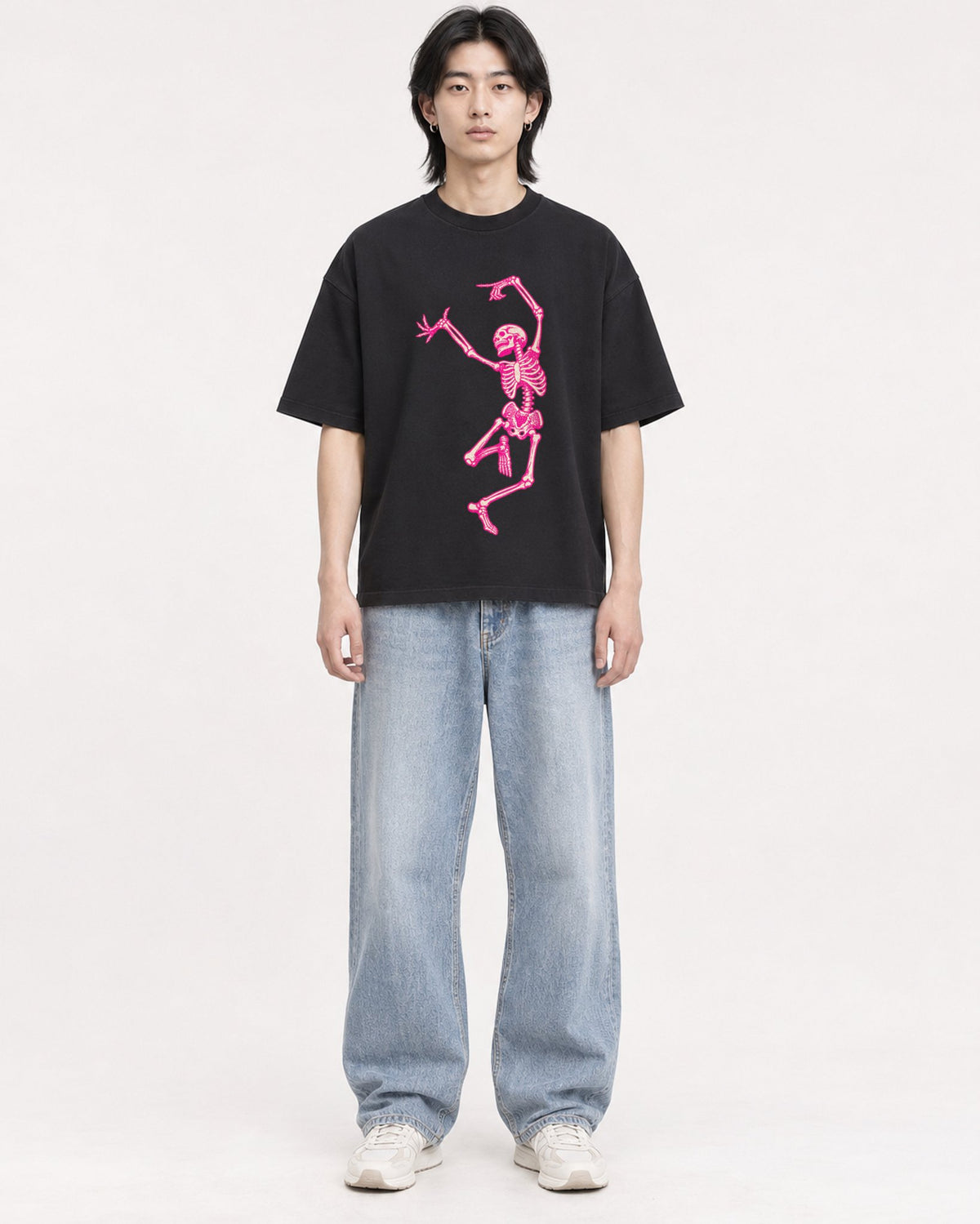 Mockup Boxy Heavyweight Tee Black male full-body 41