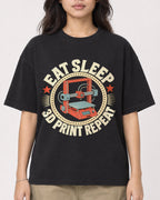 Mockup Boxy Heavyweight Tee Black female close-up 02