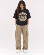Mockup Boxy Heavyweight Tee Black female full-body 02
