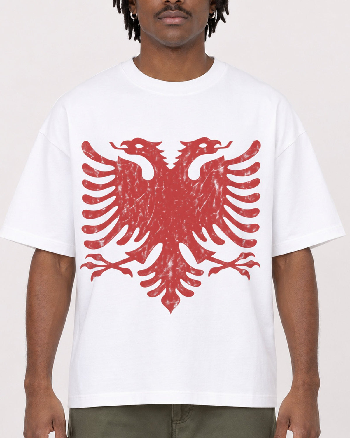 Mockup Boxy Heavyweight Tee White male close-up 04