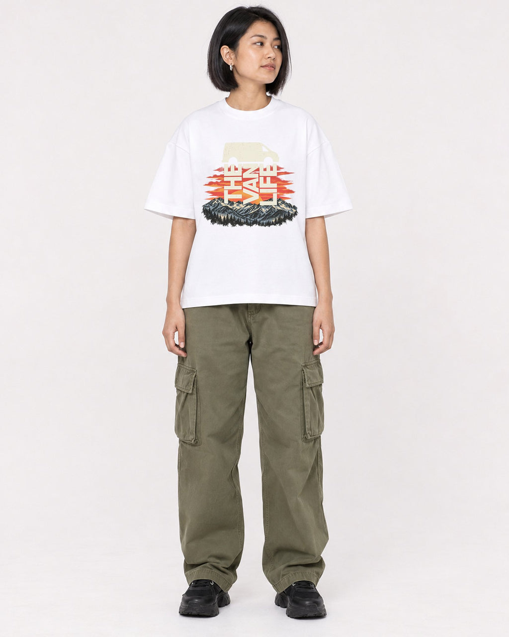 Mockup Boxy Heavyweight Tee White female full-body 32