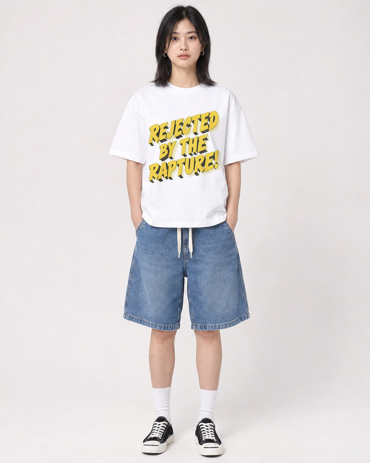 Mockup Boxy Heavyweight Tee White female full-body 31