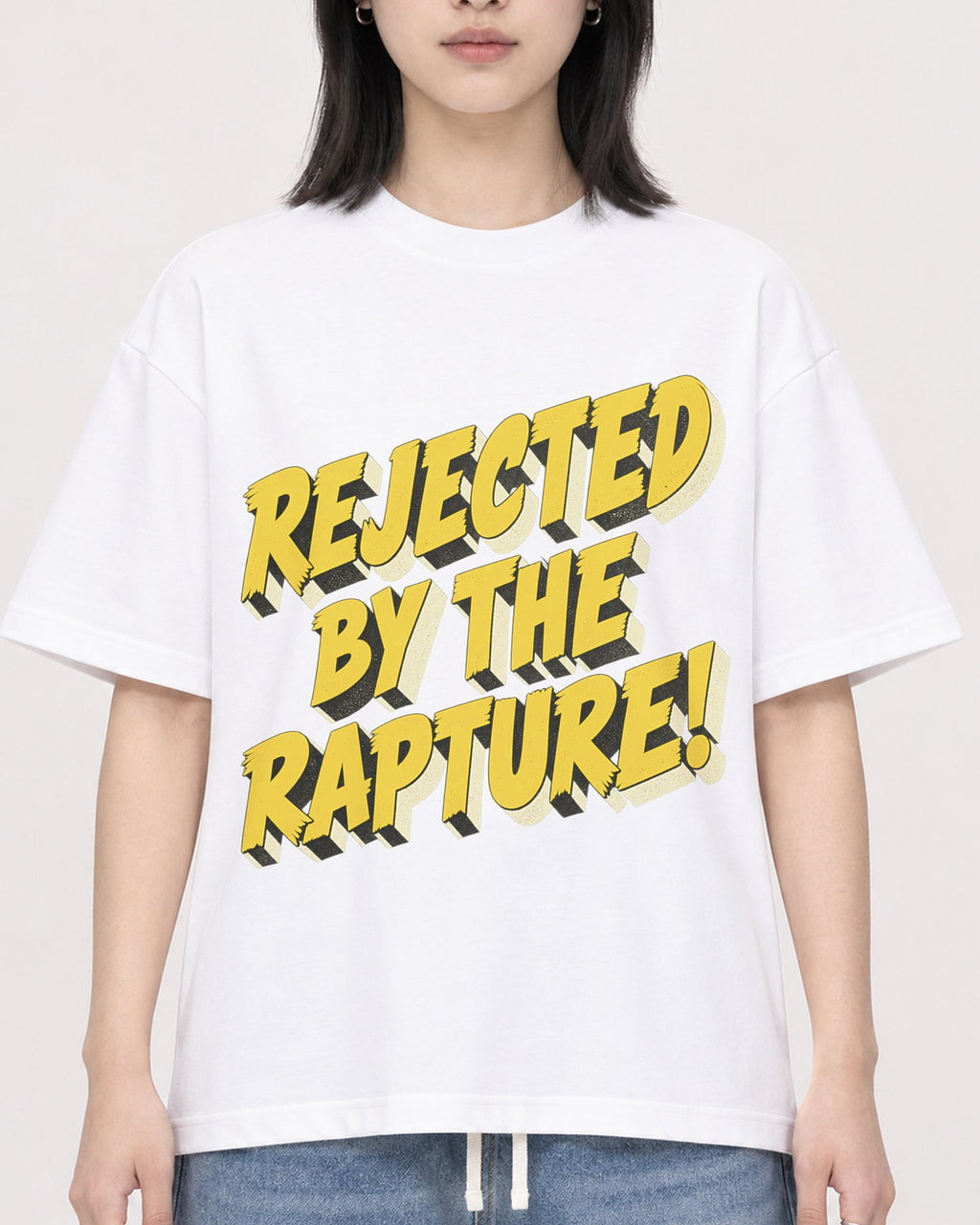 Mockup Boxy Heavyweight Tee White female close-up 31