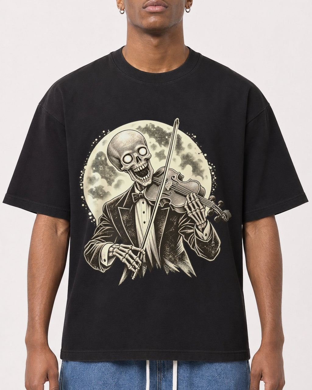 Mockup Boxy Heavyweight Tee Black male close-up 15