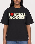 Mockup Boxy Heavyweight Tee Black female close-up 04