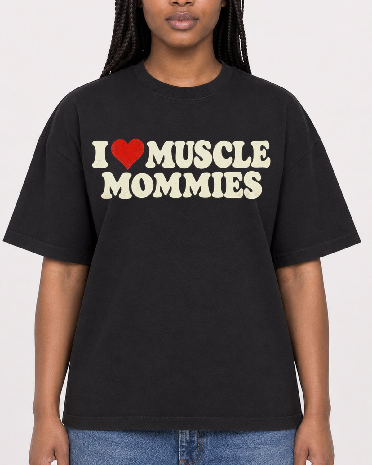 Mockup Boxy Heavyweight Tee Black female close-up 04