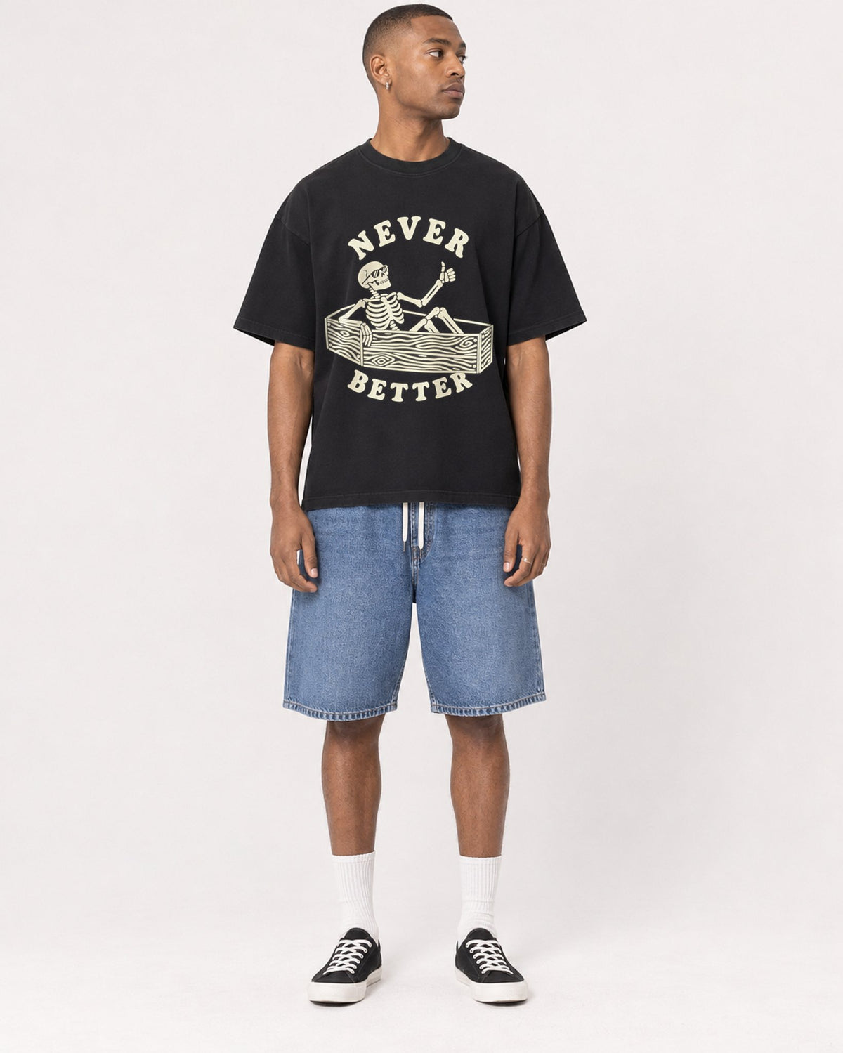 Mockup Boxy Heavyweight Tee Black male full-body 35