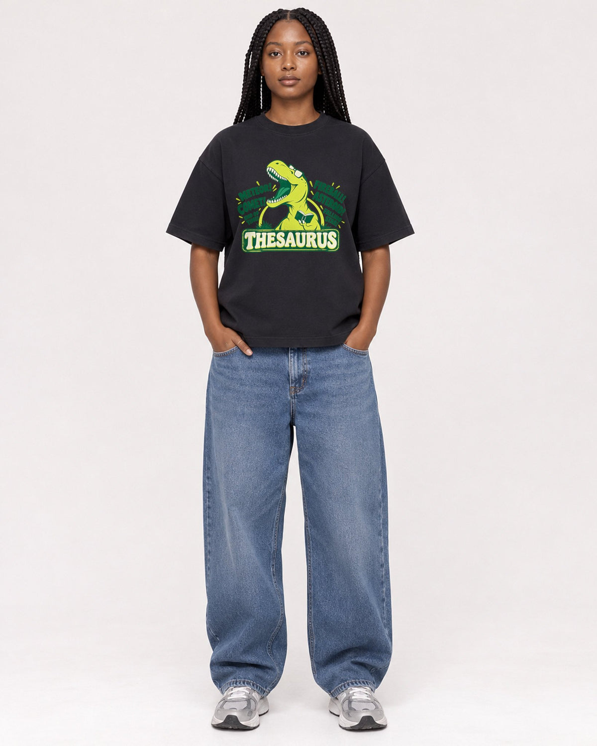 Mockup Boxy Heavyweight Tee Black female full-body 04