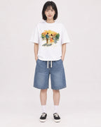 Mockup Boxy Heavyweight Tee White female full-body 11
