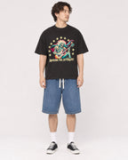Mockup Boxy Heavyweight Tee Black male full-body 03