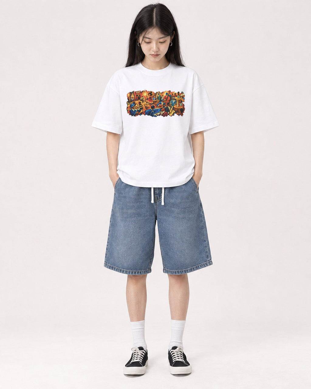 Mockup Boxy Heavyweight Tee White female full-body 01