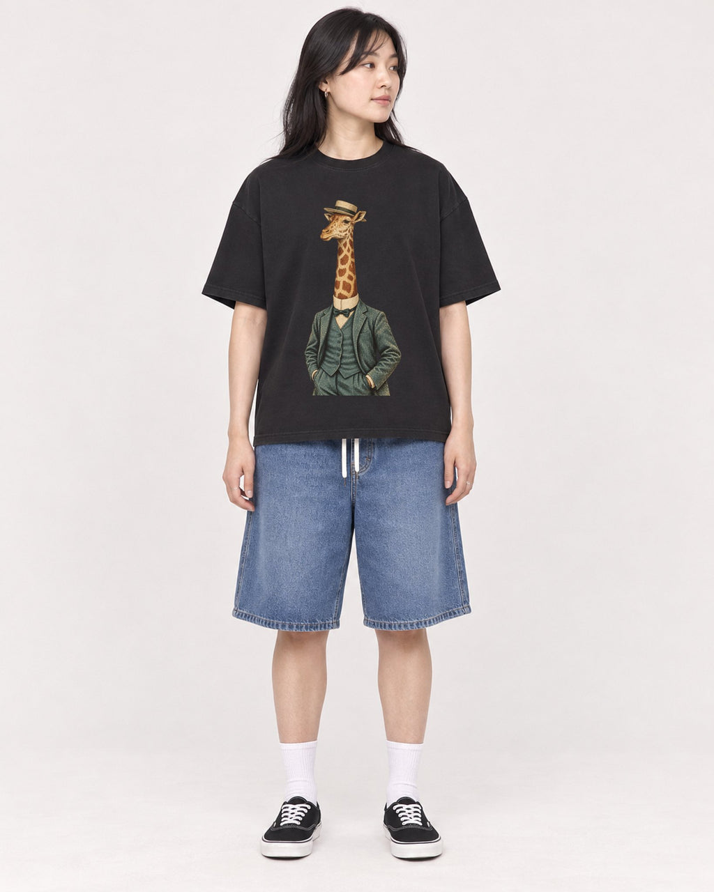 Mockup Boxy Heavyweight Tee Black female full-body 13