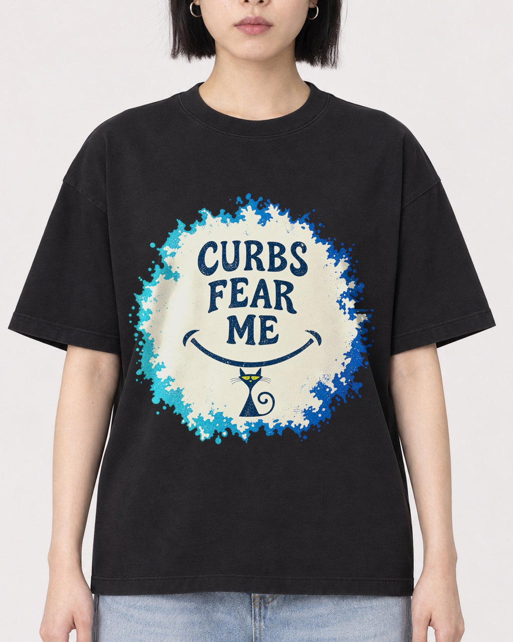 Mockup Boxy Heavyweight Tee Black female close-up 11