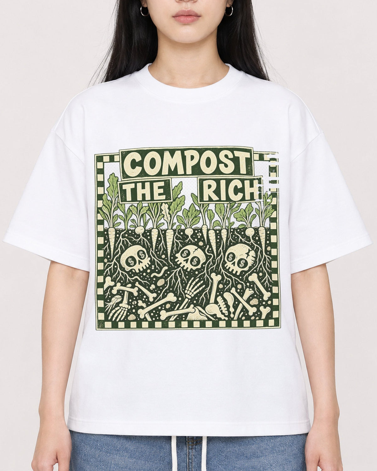 Mockup Boxy Heavyweight Tee White female close-up 01