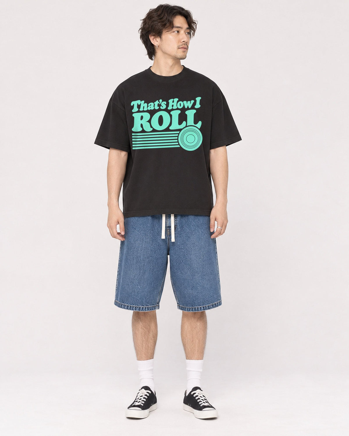 Mockup Boxy Heavyweight Tee Black male full-body 03