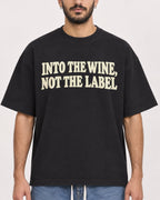 Mockup Boxy Heavyweight Tee Black male close-up 07