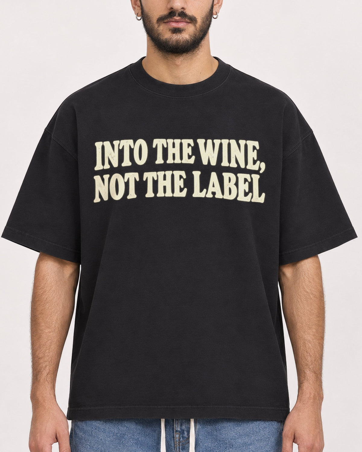Mockup Boxy Heavyweight Tee Black male close-up 07