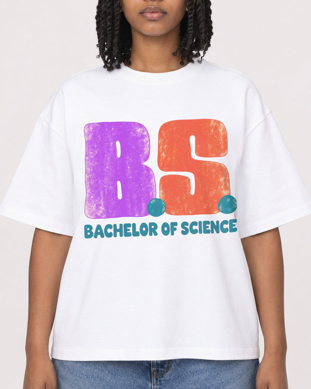Mockup Boxy Heavyweight Tee White female close-up 15