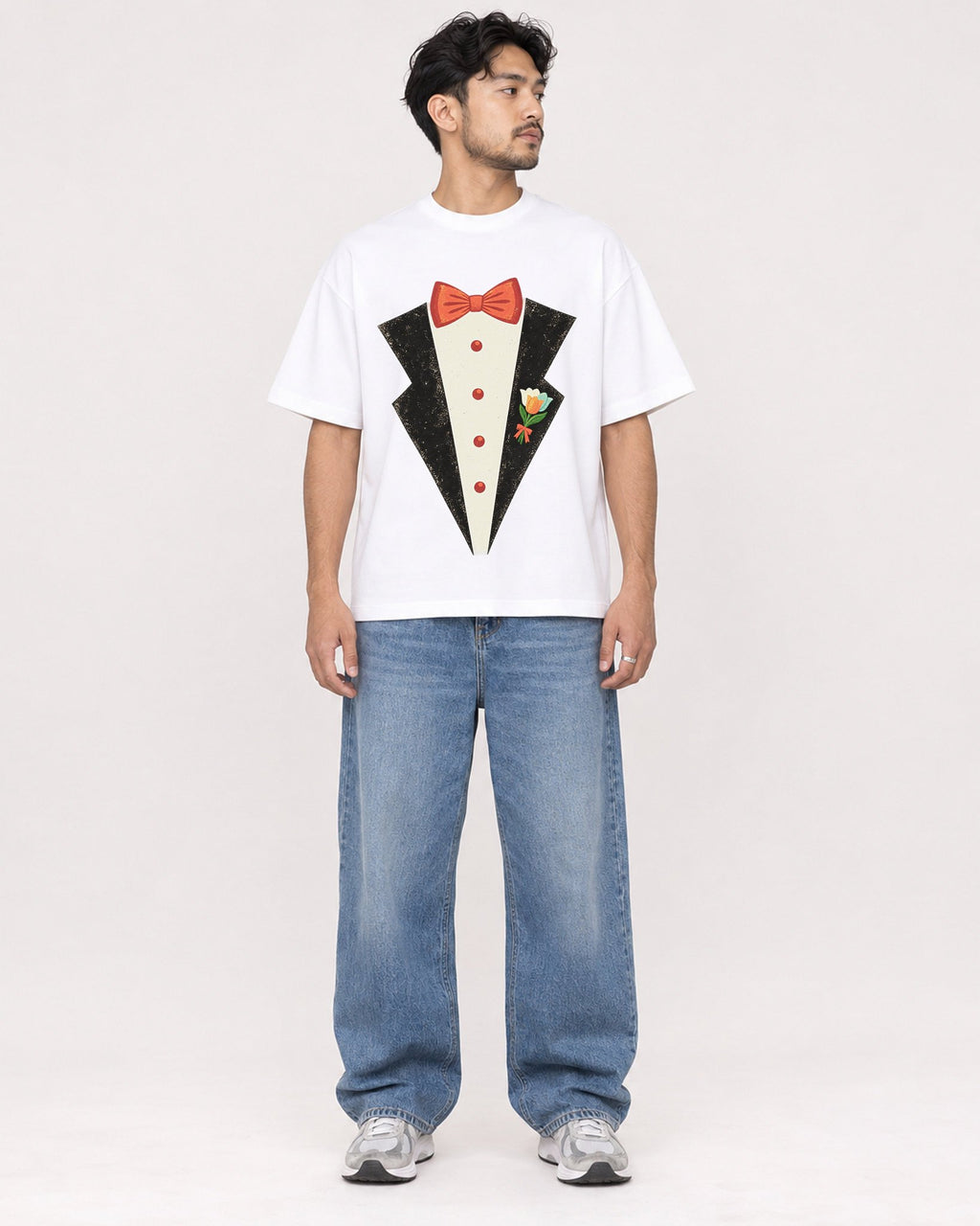 Mockup Boxy Heavyweight Tee White male full-body 02