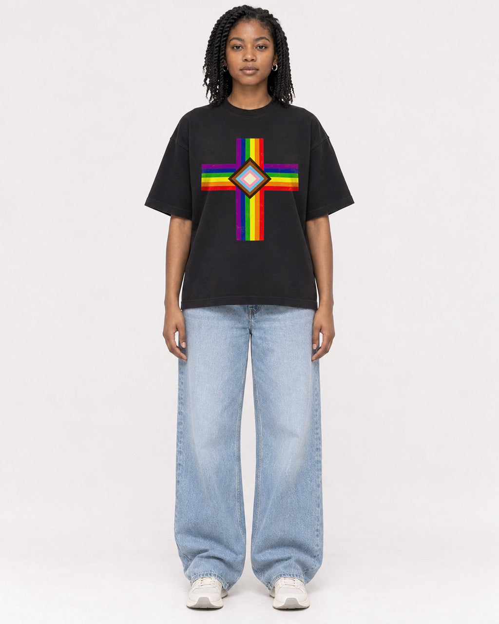 Mockup Boxy Heavyweight Tee Black female full-body 15