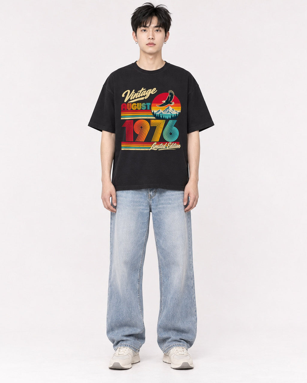 Mockup Boxy Heavyweight Tee Black male full-body 01