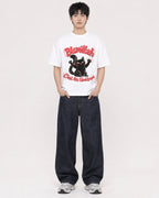 Mockup Boxy Heavyweight Tee White male full-body 01