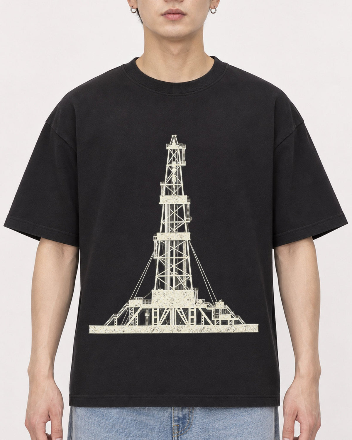 Mockup Boxy Heavyweight Tee Black male close-up 01