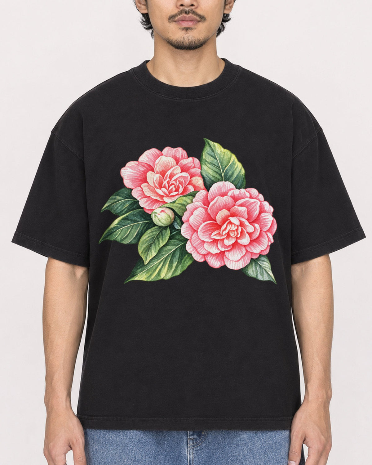 Mockup Boxy Heavyweight Tee Black male close-up 02