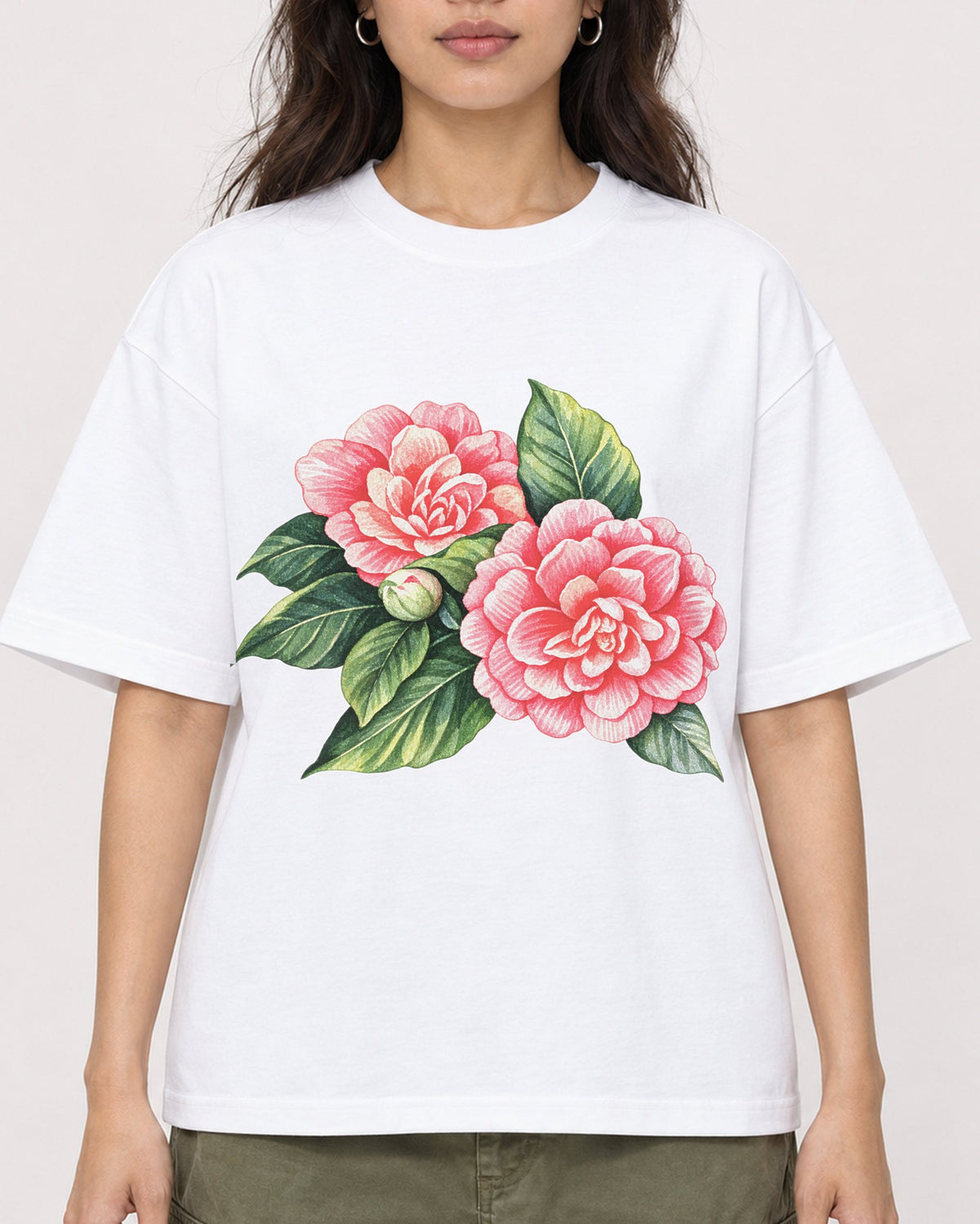 Mockup Boxy Heavyweight Tee White female close-up 02
