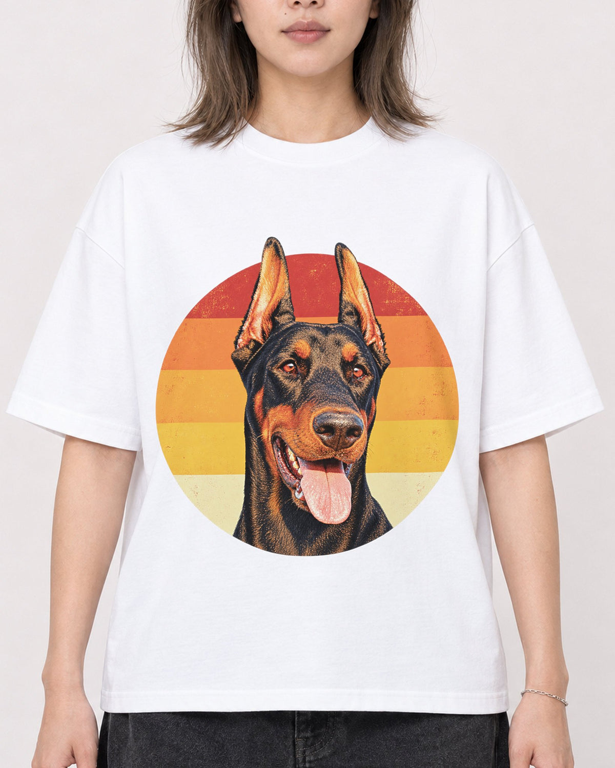 Mockup Boxy Heavyweight Tee White female close-up 33