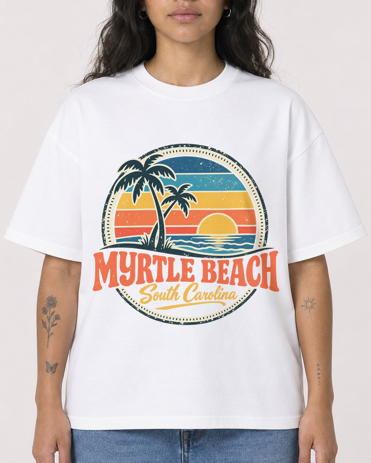 Mockup Boxy Heavyweight Tee White female close-up 30