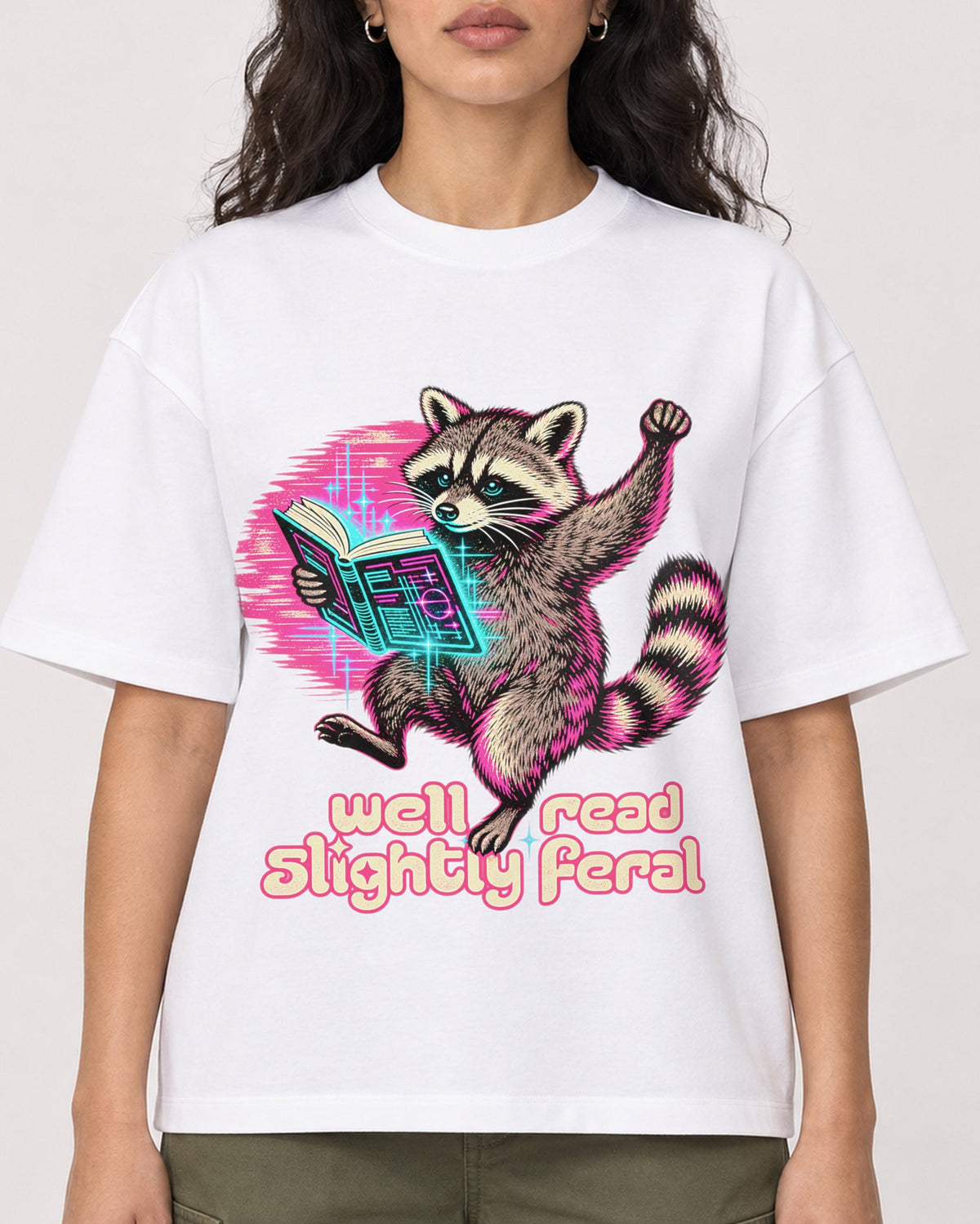 Mockup Boxy Heavyweight Tee White female close-up 07