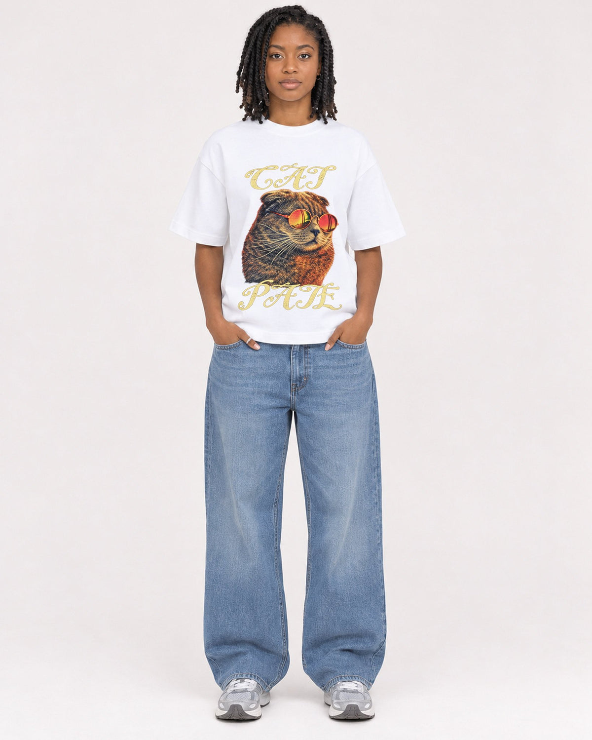 Mockup Boxy Heavyweight Tee White female full-body 15